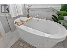 193 HEMLOCK STREET - 25