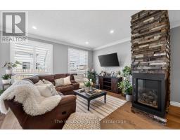 193 HEMLOCK STREET - 9