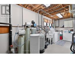 2487 MOSSLEY DRIVE - 36