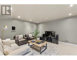 89 WOODVALE DRIVE - 27