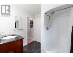 22 NORTH STREET E - 12