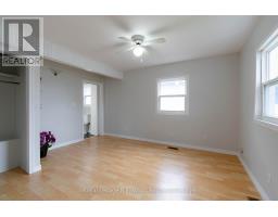 22 NORTH STREET E - 14