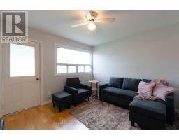 22 NORTH STREET E - 8