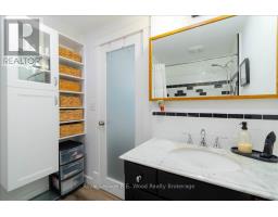 15 VAN STREET - 23