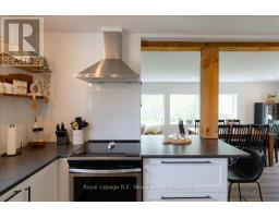 15 VAN STREET - 26