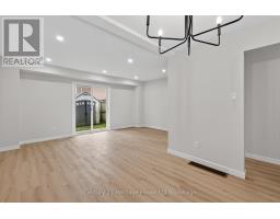 3 - 1040 CANFIELD CRESCENT - 12
