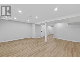 3 - 1040 CANFIELD CRESCENT - 25