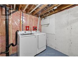 3 - 1040 CANFIELD CRESCENT - 28