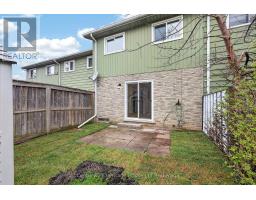 3 - 1040 CANFIELD CRESCENT - 30