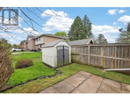 3 - 1040 CANFIELD CRESCENT - 32
