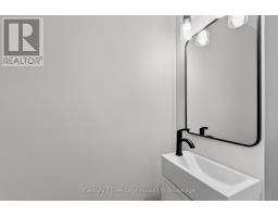 3 - 1040 CANFIELD CRESCENT - 8