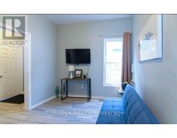 144 ADELAIDE STREET N - 23