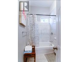 144 ADELAIDE STREET N - 24