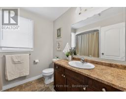 27 CATHERINE STREET - 34