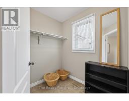 27 CATHERINE STREET - 37