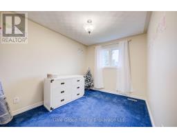 115 KNOWLES DRIVE - 14