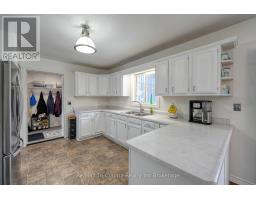 417 10TH CONCESSION ROAD - 17