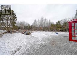 417 10TH CONCESSION ROAD - 41