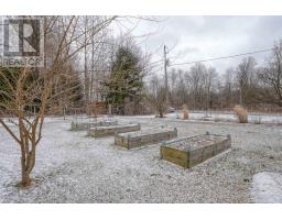 417 10TH CONCESSION ROAD - 47