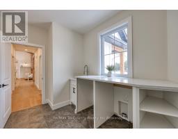 66 TALBOT ST - 26