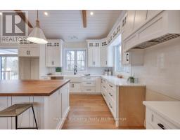 66 TALBOT ST - 8