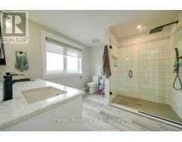 82 SUNVIEW DRIVE - 32