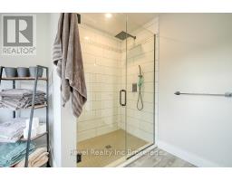 82 SUNVIEW DRIVE - 35