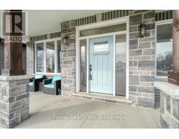 82 SUNVIEW DRIVE - 4