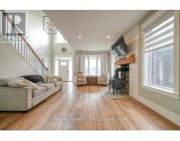 82 SUNVIEW DRIVE - 8