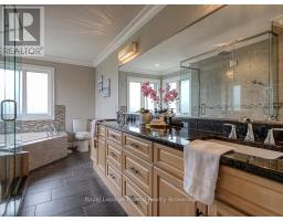 20 SLOAN DRIVE - 44
