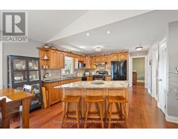 4 CLAYTON STREET - 19
