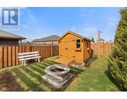 4 CLAYTON STREET - 40