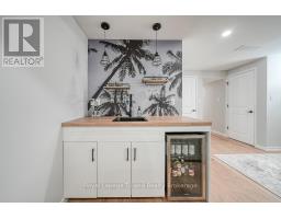 121 ELGIN STREET - 32
