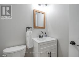 121 ELGIN STREET - 34
