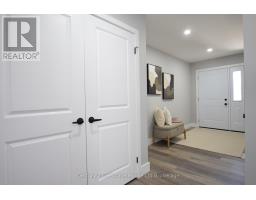 305 SIMCOE STREET - 3