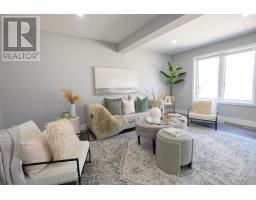 305 SIMCOE STREET - 7