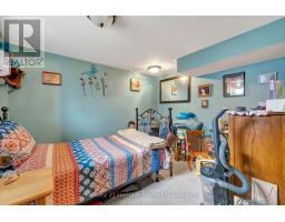 312 VICTORIA STREET N - 25