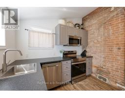 628 PEEL STREET - 11