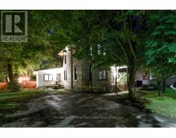 584 GRANT STREET - 27
