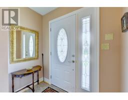 63 HAWKINS CRESCENT - 6
