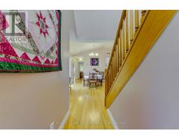 63 HAWKINS CRESCENT - 7