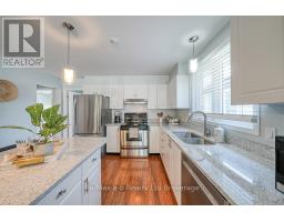 25 ROSSITER ROAD - 14