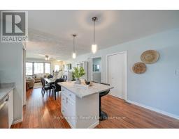 25 ROSSITER ROAD - 15