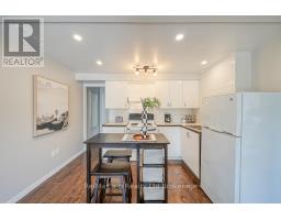 25 ROSSITER ROAD - 34