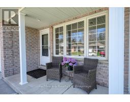 25 ROSSITER ROAD - 4