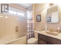 68 KEATS DRIVE - 15