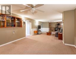 68 KEATS DRIVE - 18