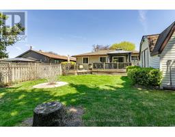 68 KEATS DRIVE - 30