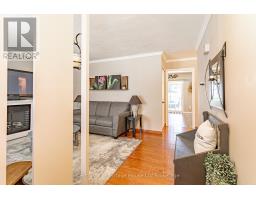 68 KEATS DRIVE - 5