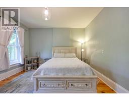 148 GRAHAM STREET - 33